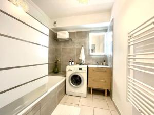 Appartements Le Central - Confort et Calme au centre-ville - Lits Queen Size : photos des chambres