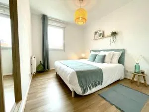 Le Central - Confort et Calme au centre-ville - Lits Queen Size - Châtillon-en-Michaille