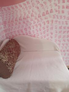 1 ком апартаменты на Олены Степанивны ,парковка