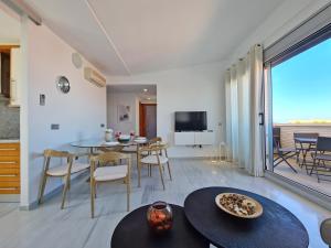 Elegance Penthouse by NRAS