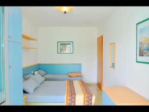 Luminous beachside flat-Beahost