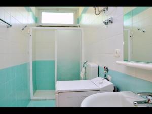 Luminous beachside flat-Beahost