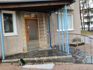 Renovated handy spacious 3 room apartment for tourists, workers and students