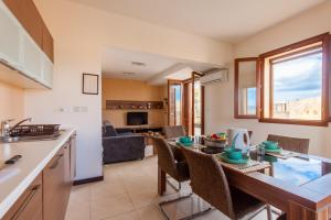 Harbour Views Gozitan Villa Shared Pool - Happy Rentals