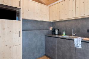 Les Ciases Chalets Dolomites Apt 4
