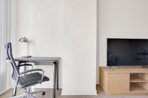 San Jose 1BR w Gym Pool nr 280 SFO-736