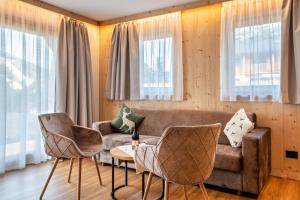 Les Ciases Chalets Dolomites Apt 1