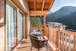 Les Ciases Chalets Dolomites Apt 6