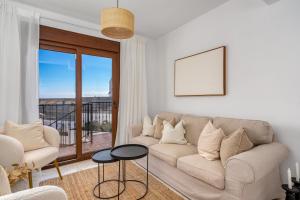 Luxury villa with pool by Costarentals - Ref 53