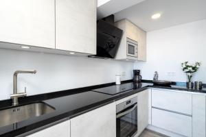 Seaview family apartment by Costarentals - Ref 54