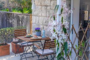 Apartments Galatea with free garage parking