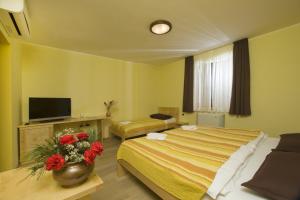 Triple Room with Private Bathroom room in Homestead Vrbin