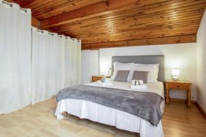 Maisons de vacances Charming typical house with garden - Benesse - Welkeys : photos des chambres