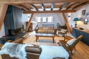 Chalets Chalet luxueusement renove - Village de charme : photos des chambres