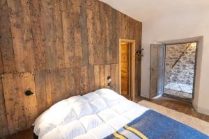 Chalets Chalet luxueusement renove - Village de charme : photos des chambres