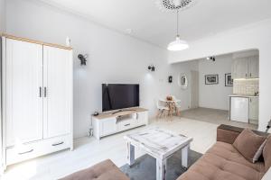 Jazz & Wine - Luxury apARTment By The Sea & Parking & HBO & Netflix