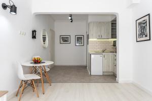 Jazz & Wine - Luxury apARTment By The Sea & Parking & HBO & Netflix