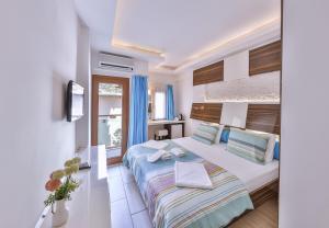 Double Room with Mountain View room in Hotel Sonne - Adults Only