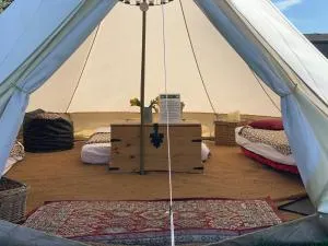Home Farm Radnage Glamping Bell Tent 1, with Log Burner and Fire Pit - Chinnor