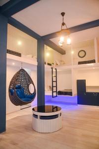 The Voyage - Cafe Hostel CoWork