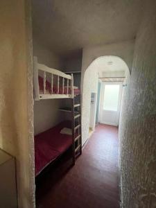 Studio cosy à Linguizzetta 32 m² avec terrasse privée