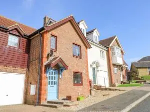 Tennyson View - Totland