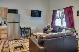 Soldotna Vacation Rental about 8 Mi to Kenai River!