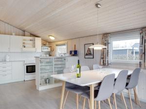 Holiday Home Robertha - 800m to the inlet by Interhome