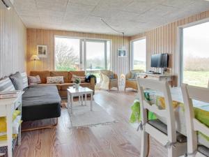 Holiday Home Holm - 700m to the inlet by Interhome