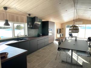 Holiday Home Hinda - 1-2km from the sea by Interhome