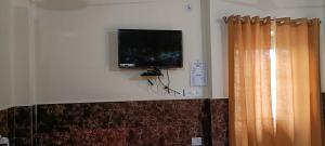 Mountain green valley homestay