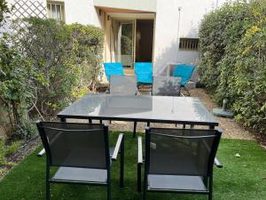 Studio en rez de jardin plage de Portissol