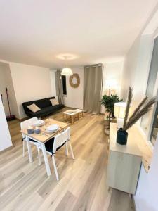 Appartements / Cocon \ paisible hyper centre RODEZ : photos des chambres