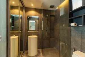 Kamala Beach P15 Pool view Suite