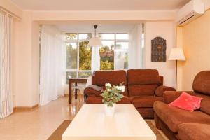 Piso precioso con vistas al mar.