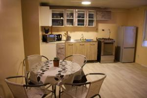 Amplia Casa 3 Dormitorios 2B