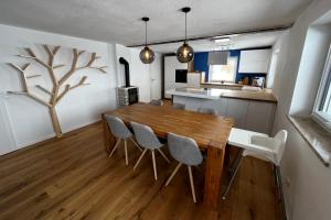 Haus Bergfeld with the view over Dachstein