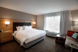 King Studio with Sofa Bed room in TownePlace Suites by Marriott Louisville Airport
