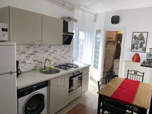 Blaha Nice View Apartment