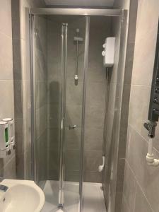 Bloomsbury House - Modern studios near Anfield