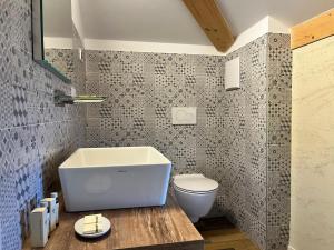 Albola Suite Holiday Apartments