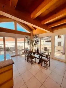 Wonderful twin house with parking - 马蒂尼威尔