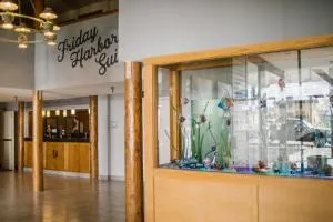 Friday Harbor Suites - Mitchell Bay