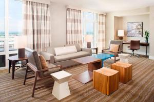 Club Double Room room in The Westin Chicago North Shore
