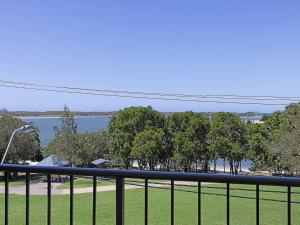 Clayton Garden Unit 5 Golden Beach