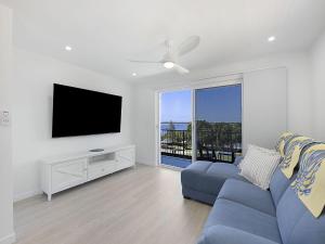 Clayton Garden Unit 5 Golden Beach