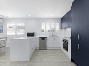 Clayton Garden Unit 5 Golden Beach