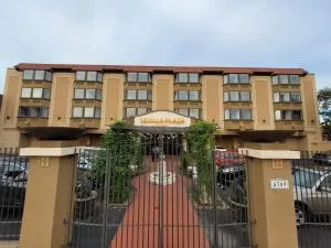 Seville Plaza Hotel, Trademark Collection by Wyndham - ليس سوميت