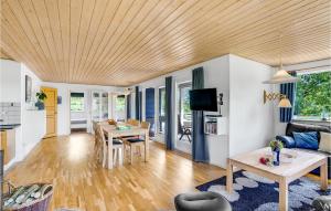 Holiday Home Hejls 28