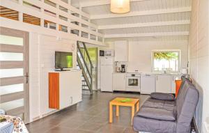 Beautiful Home In Mscice With Kitchen